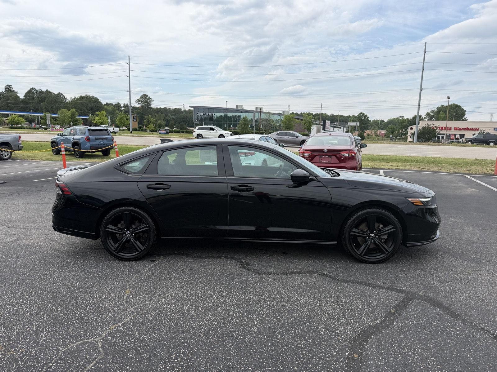 Used 2023 Crystal Black Pearl Honda Sport-L image 8
