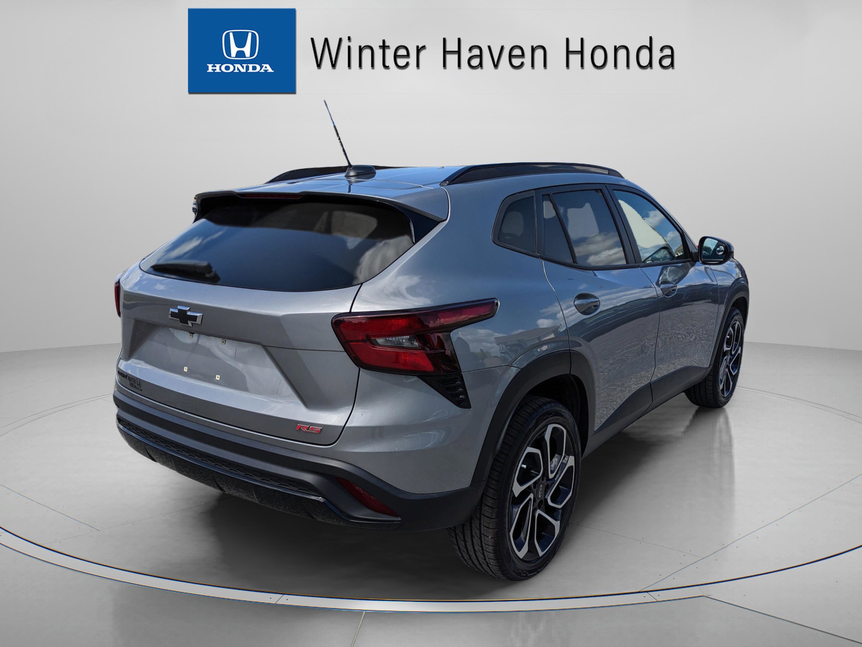 2024 Chevrolet Trax RS - Photo 6