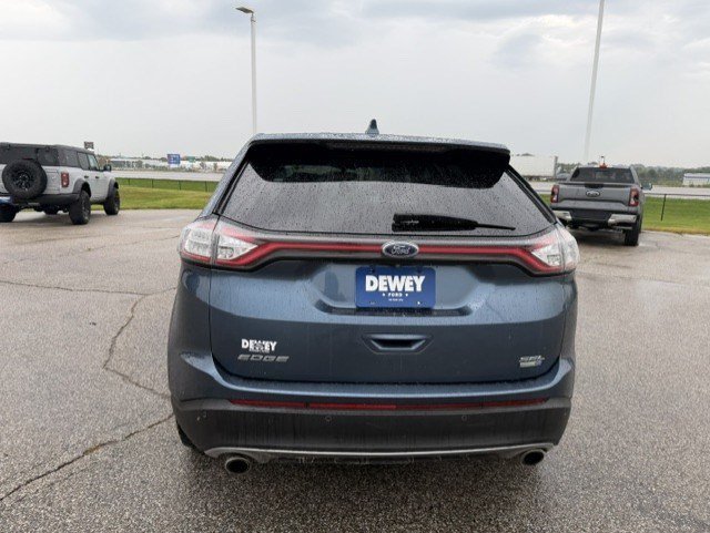 Used 2018 Blue Metallic Ford SEL image 6