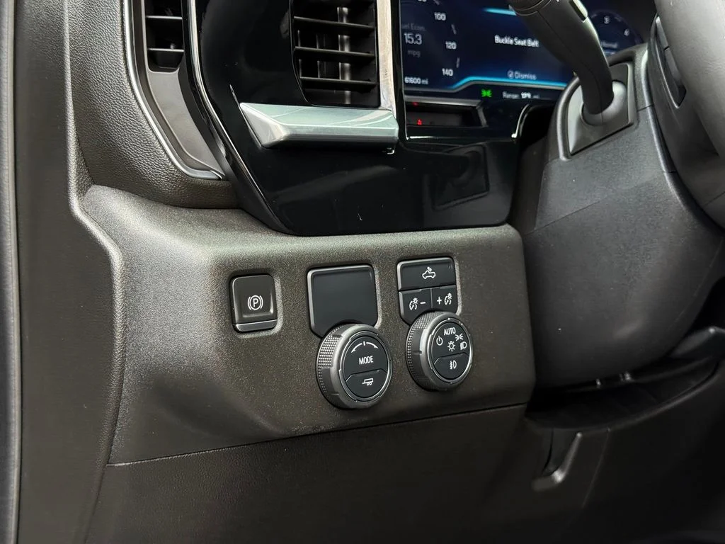Used 2023 Black Chevrolet RST image 9