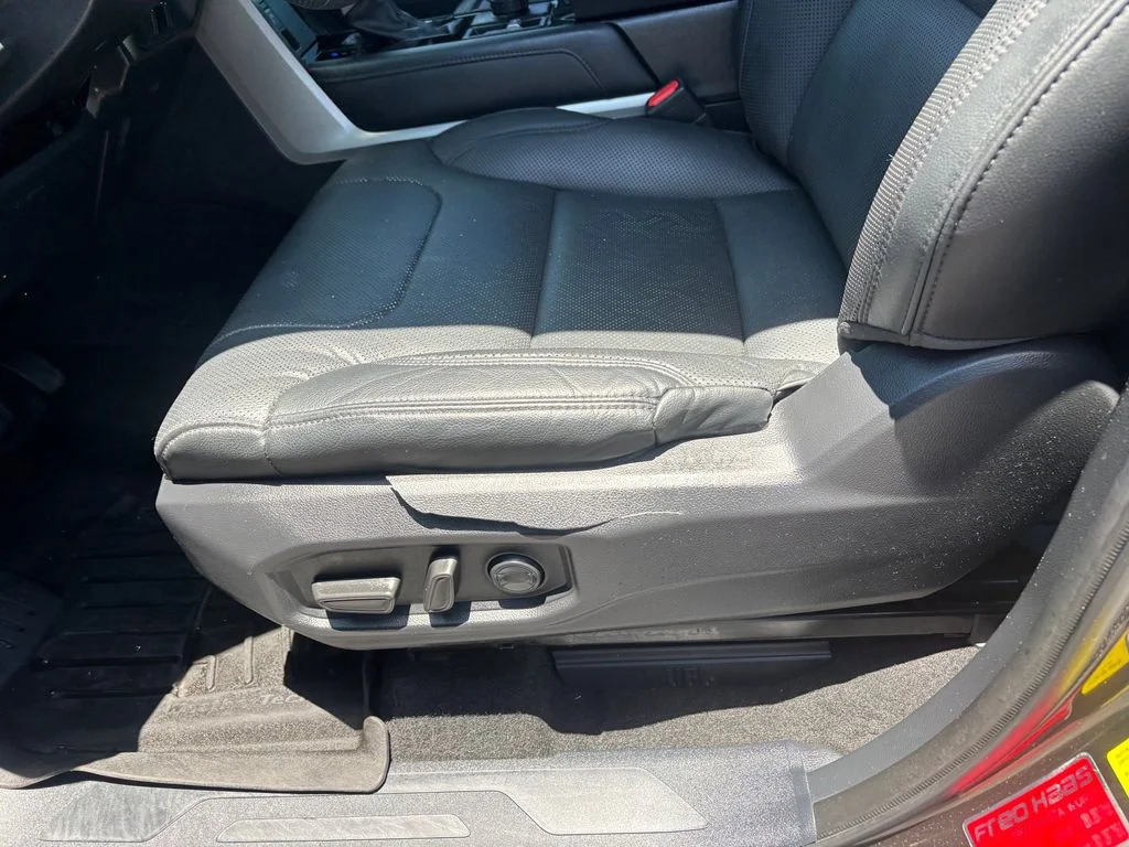 Used 2023  Toyota Limited image 25
