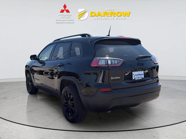 Used 2023 Black Jeep Altitude image 3