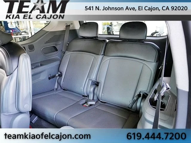 Used 2024 Black Kia Light Long Range image 18