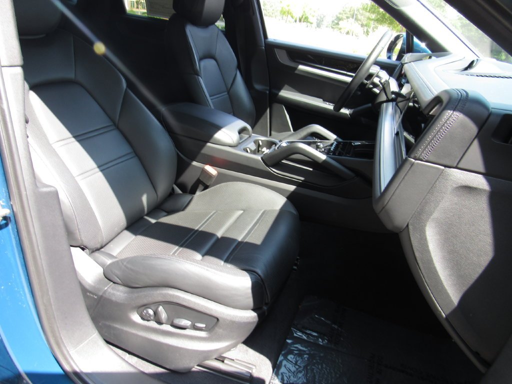 2025 Porsche Cayenne Coupe S E-Hybrid - Photo 22