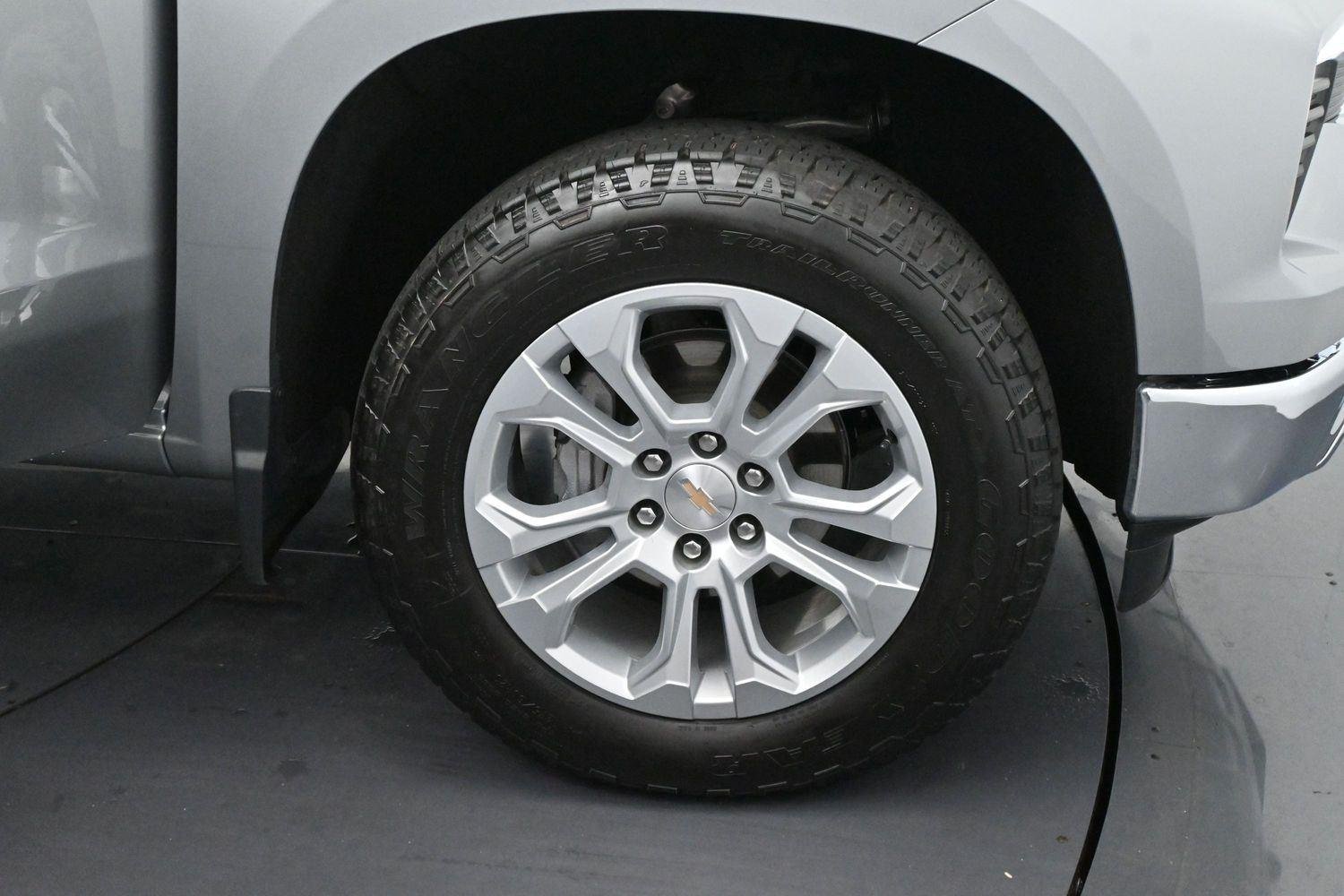 Used 2026 Sterling Gray Metallic Chevrolet LTZ image 33