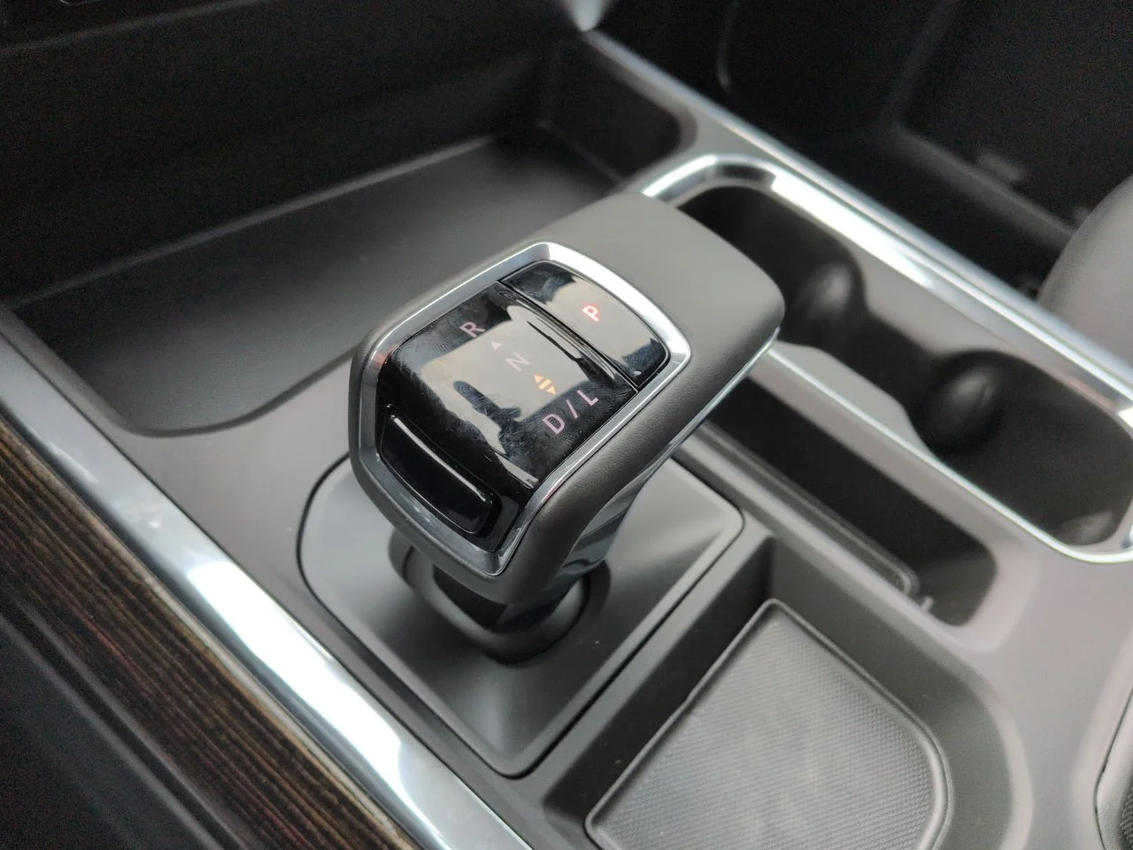 New 2026 Onyx Black GMC Elevation image 16