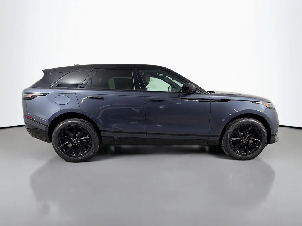 New 2026 Varesine Blue Metallic Land Rover Dynamic SE image 4