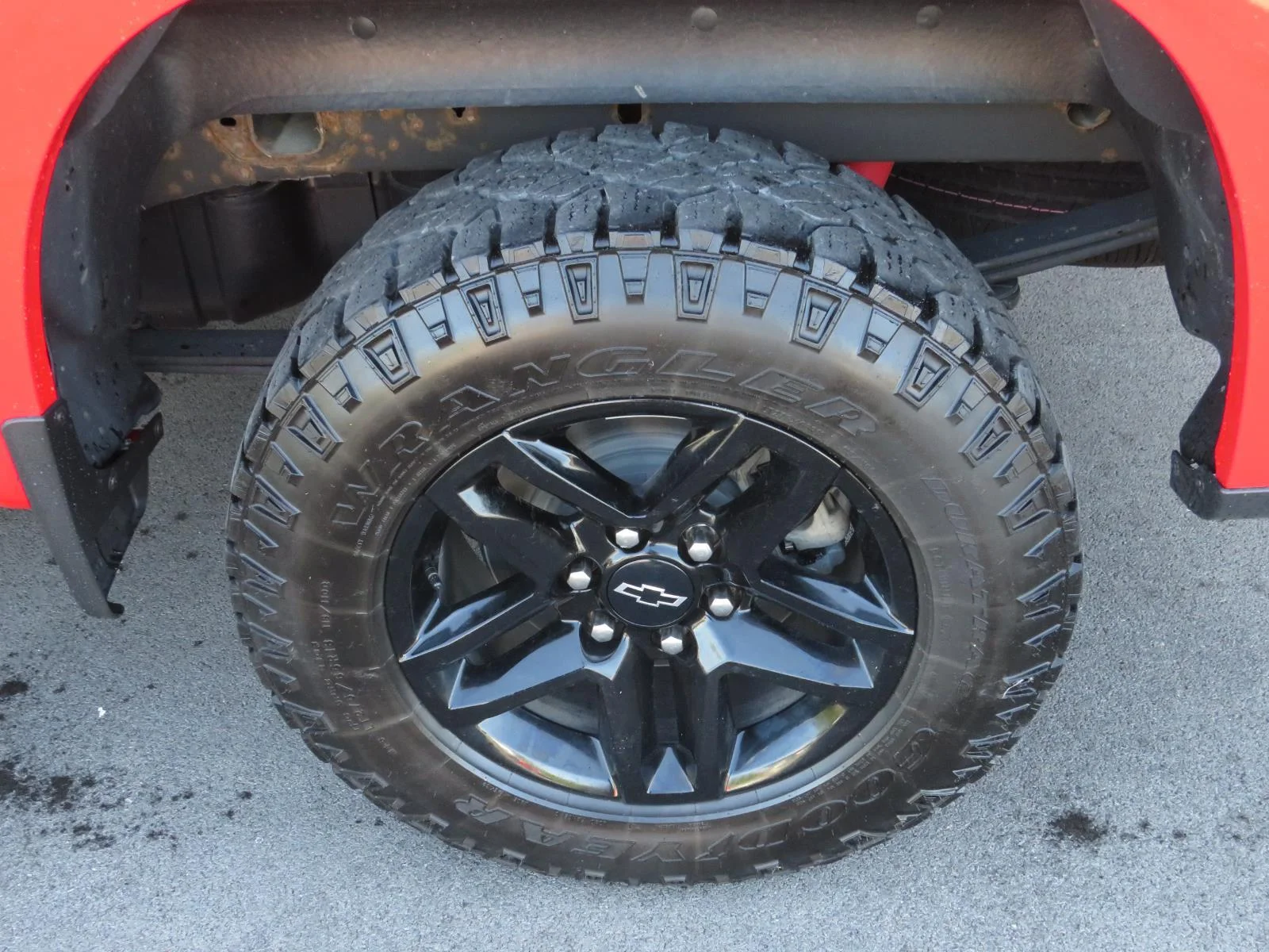 Used 2023 Red Chevrolet Custom Trail Boss image 17