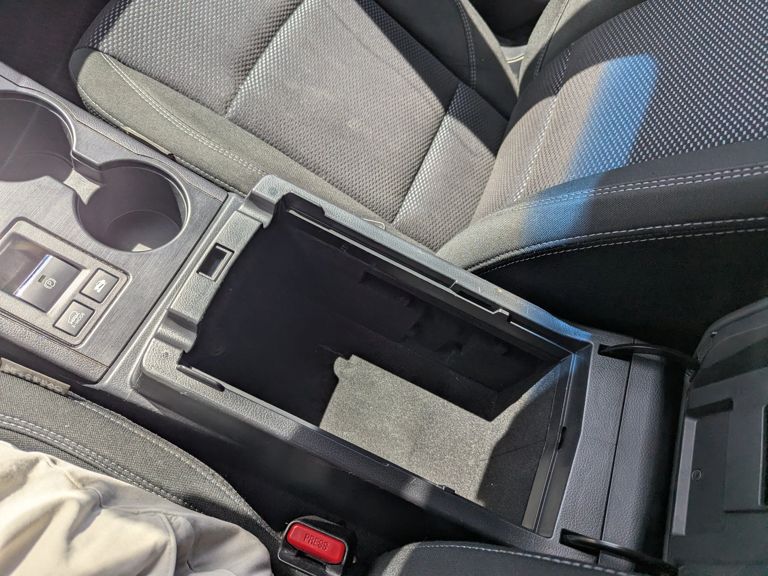 Used 2019 Abyss Blue Pearl Subaru Premium image 26