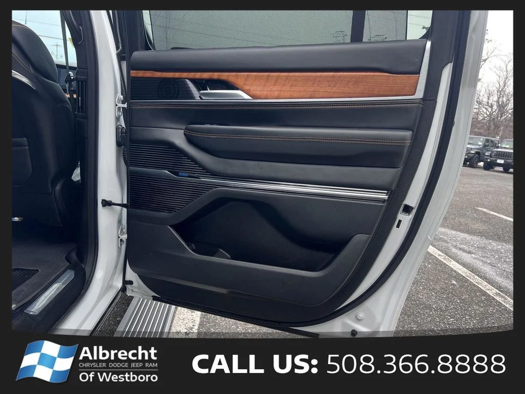Used 2024 White Jeep Series III image 19