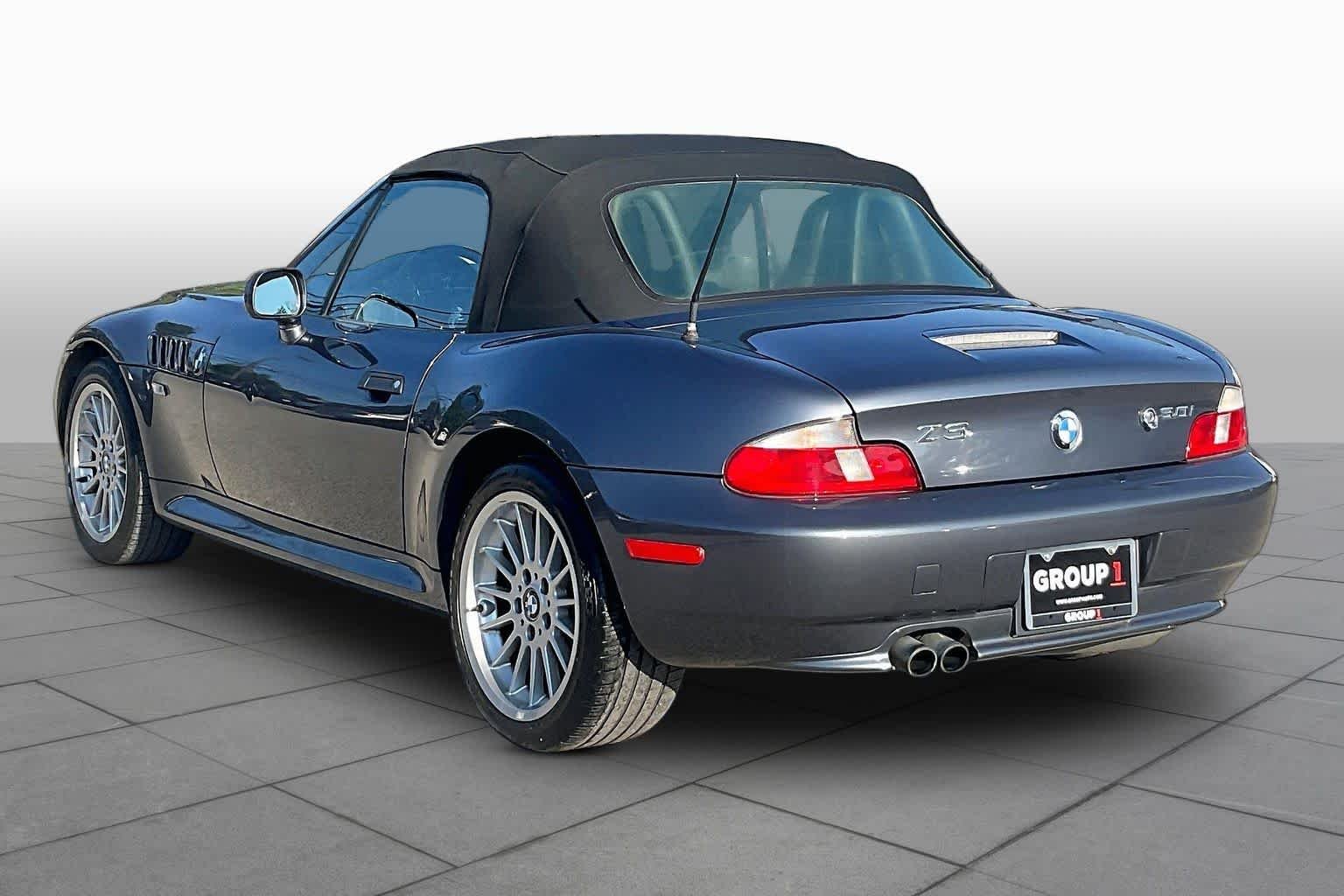 Used 2001 Titanium Silver Metallic BMW 3.0i image 11