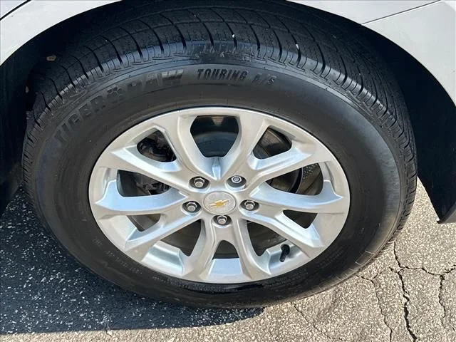 Used 2019 Silver Chevrolet LT image 35