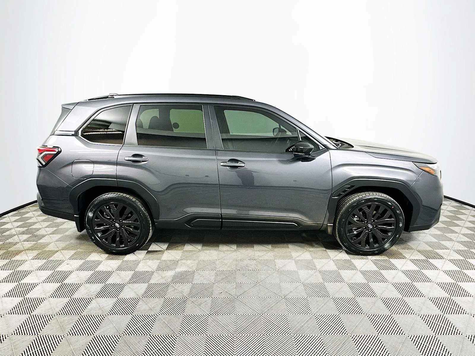 New 2026 MAGNETITE GRAY METALLIC Subaru Sport Onyx Edition image 8