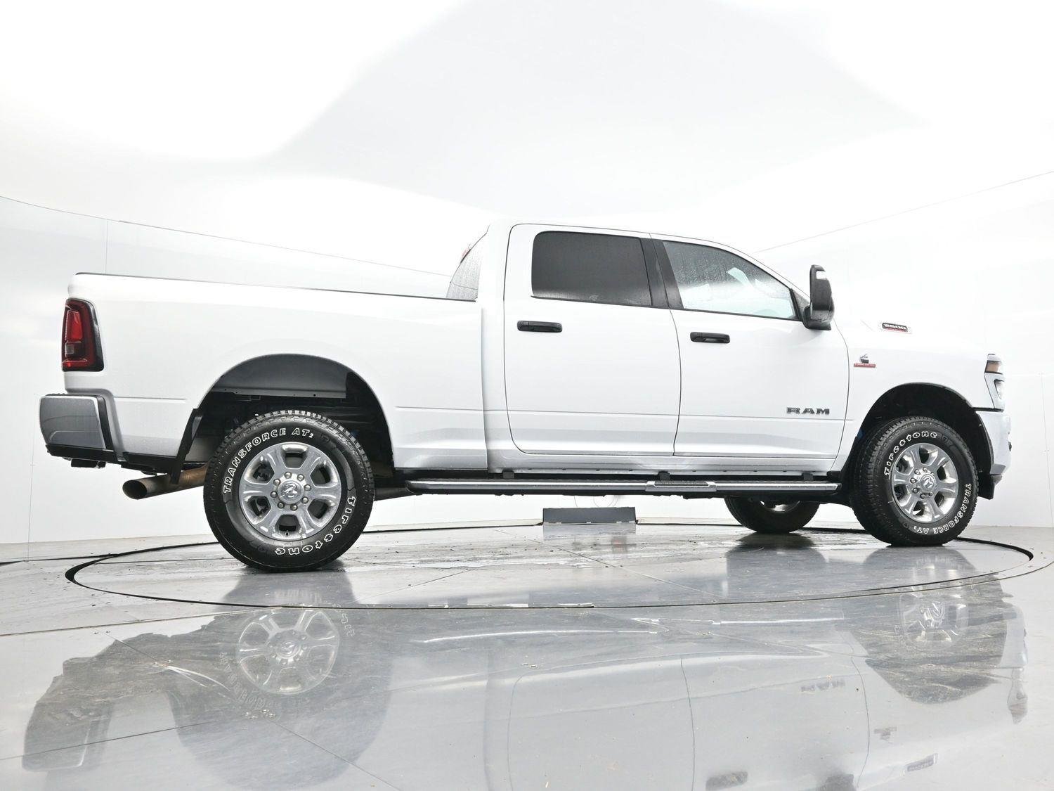 Used 2025 White Ram Big Horn image 51