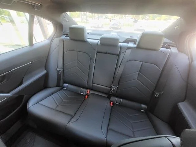 Used 2026 Black BMW 530i image 13