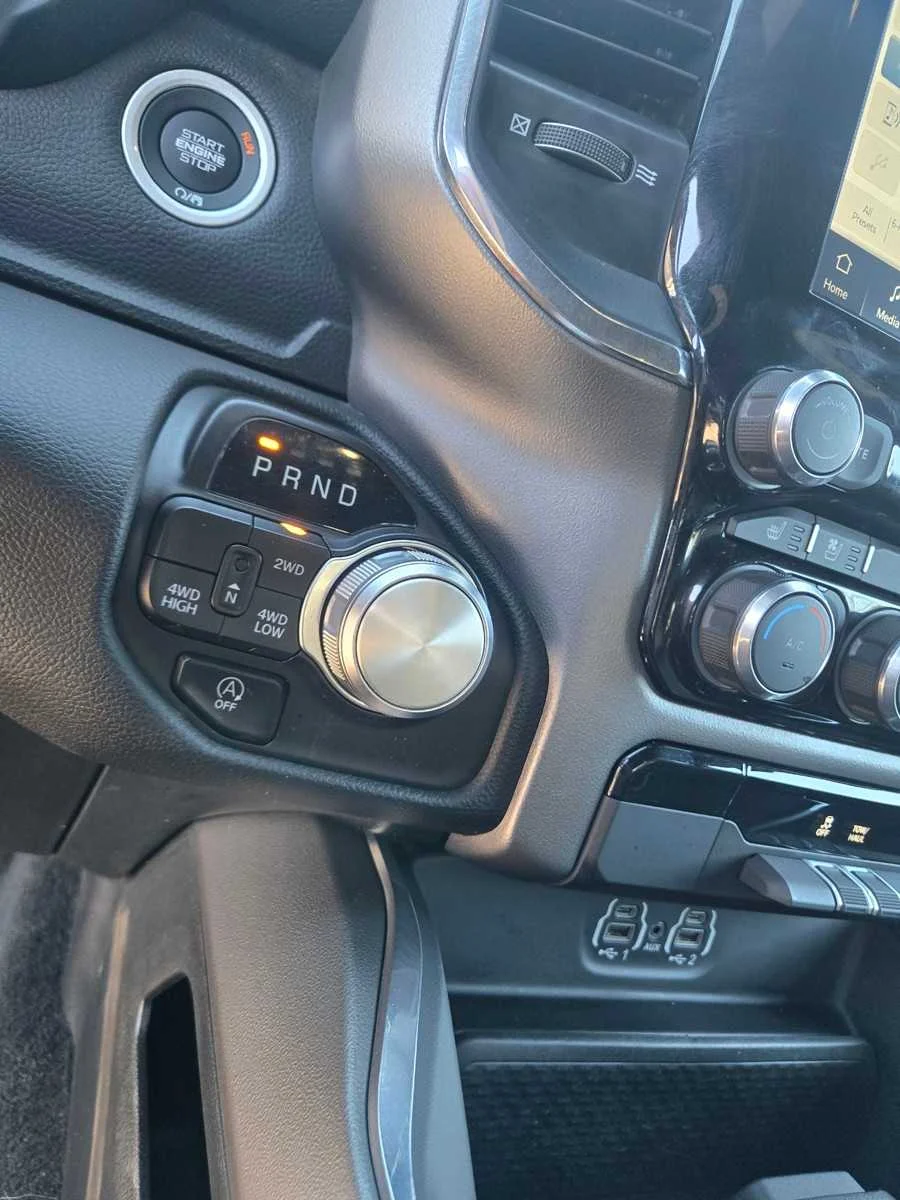 Used 2024  Ram Laramie image 16