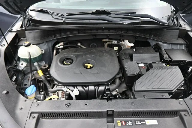Used 2021 Gray Hyundai SE image 12