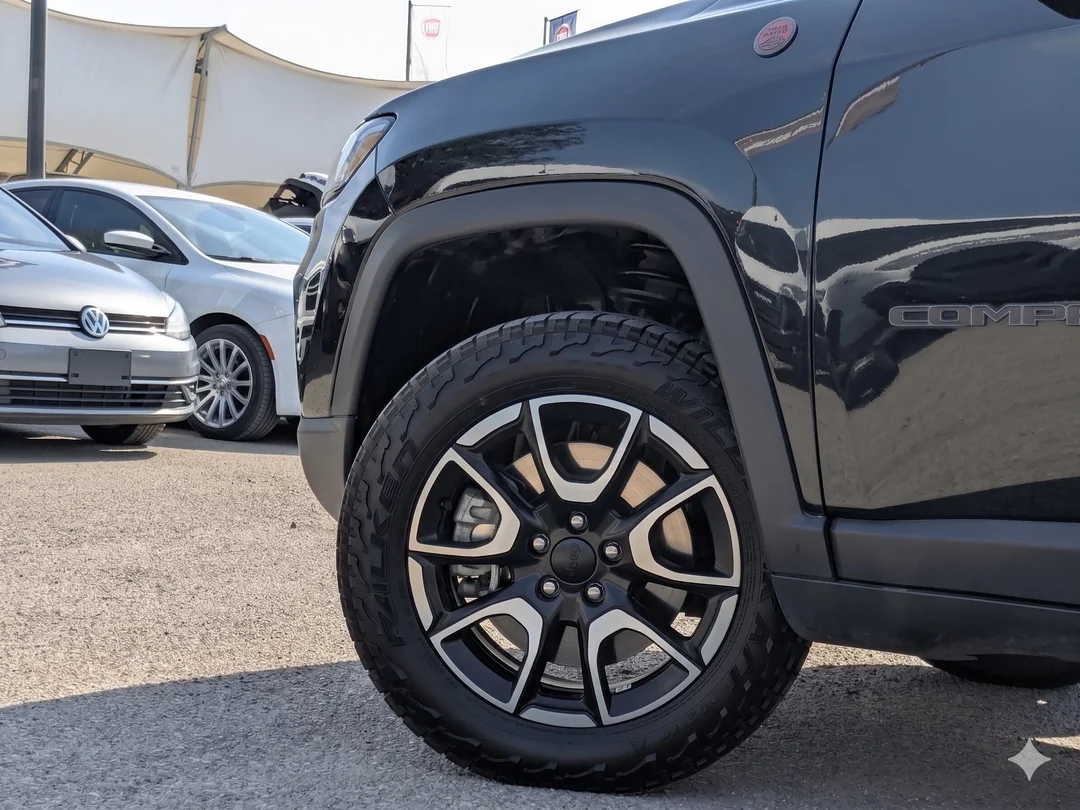 Certified Used 2024 Black Jeep Trailhawk - - 4x4 - Leather - Sun & Sound Grp - Alpine Audio - NAV & More! image 9