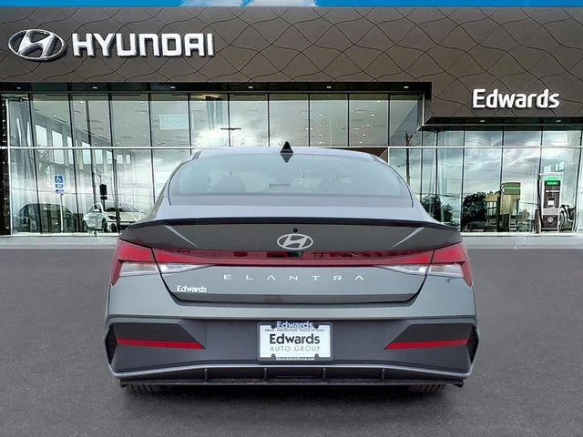 New 2026 Gray Hyundai SEL Sport image 5