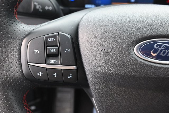 Used 2025 Silver Metallic Ford ST-Line image 15
