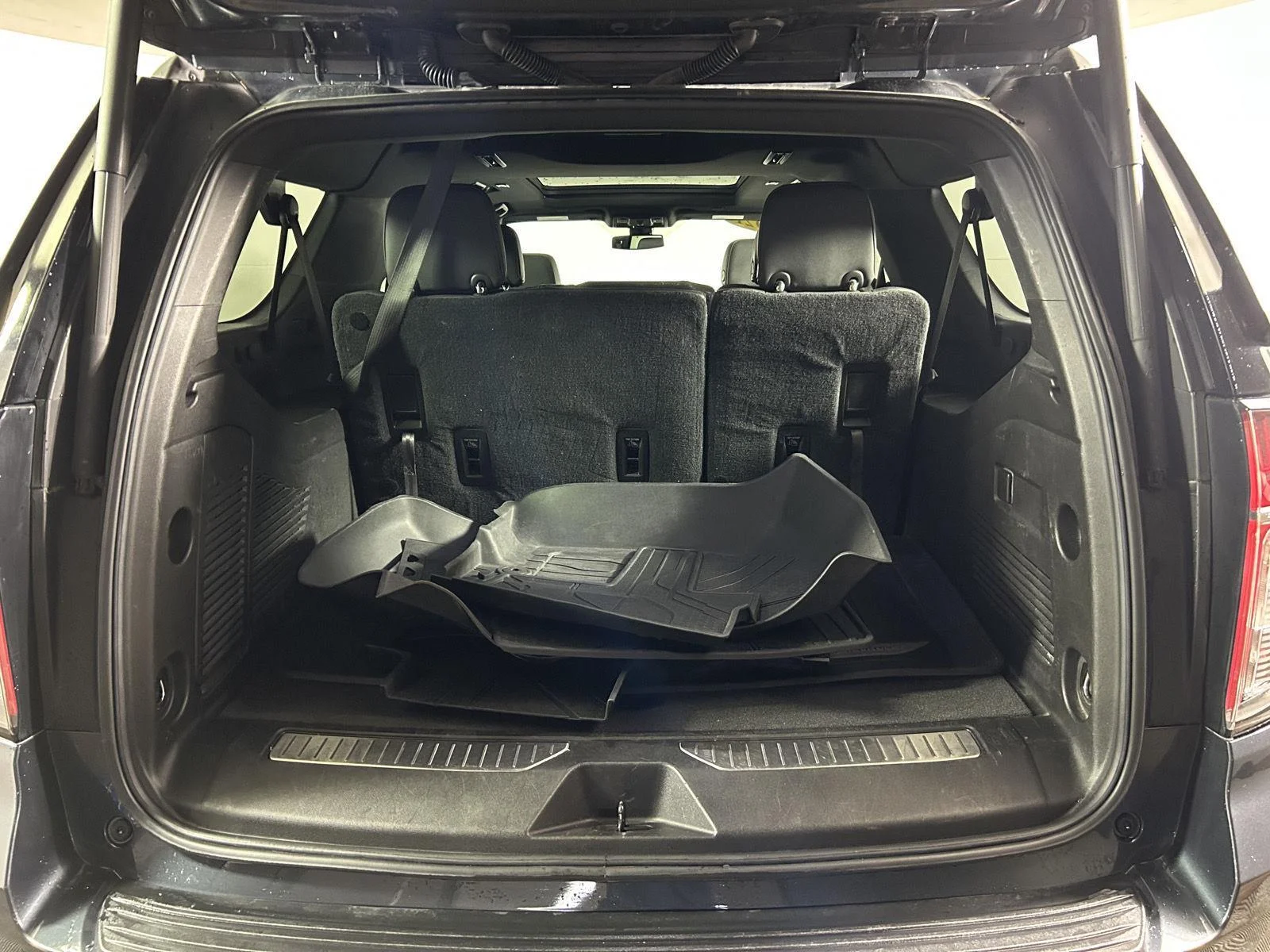 Used 2021 Shadow Gray Metallic Chevrolet RST image 8