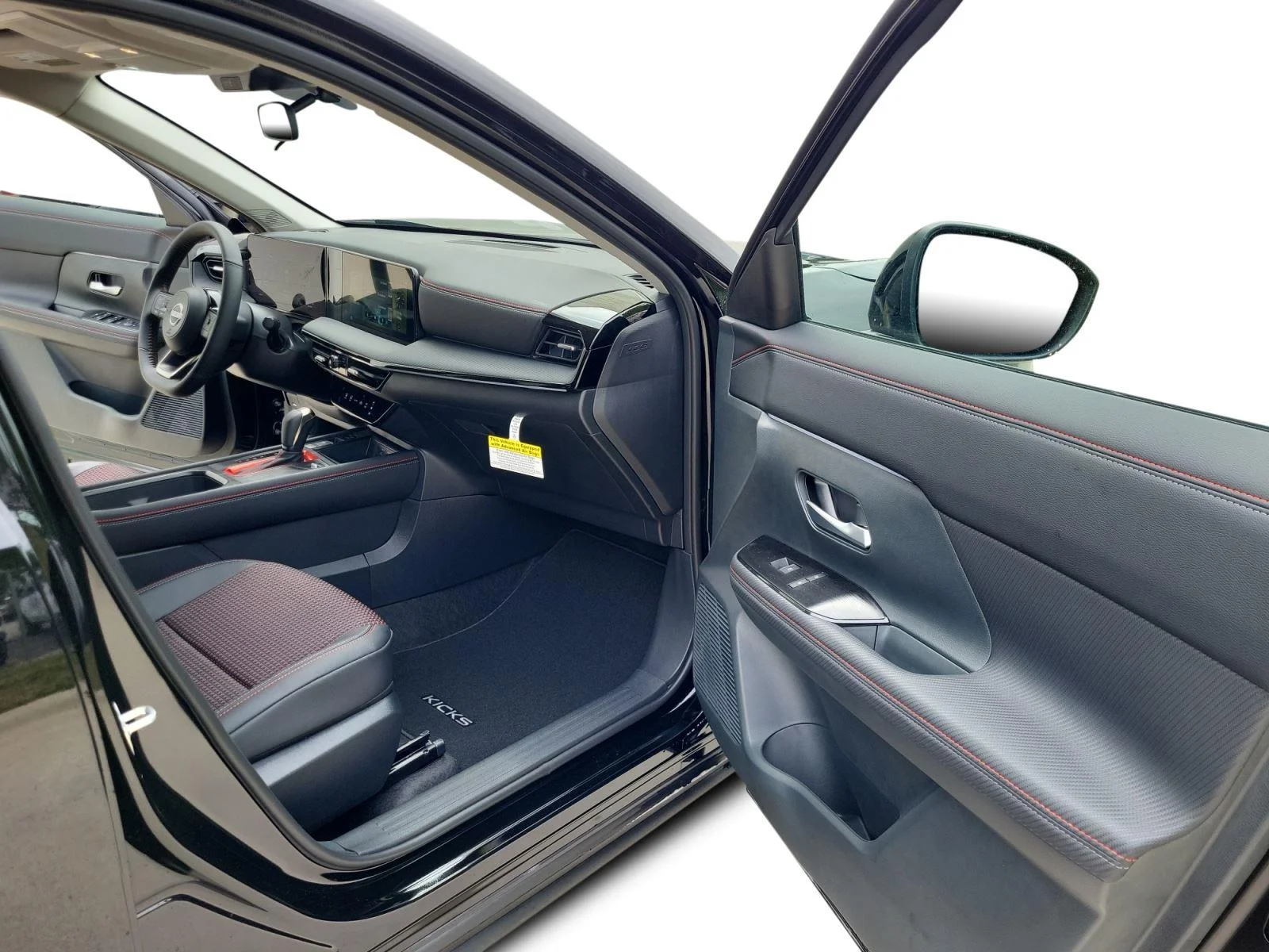 2025 Nissan Kicks SR - Photo 24