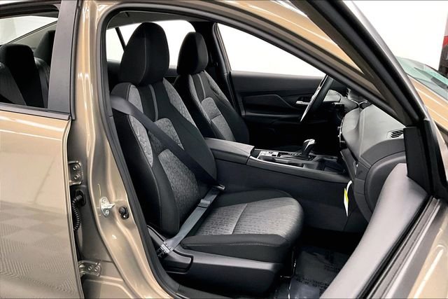 New 2026 Imperial Bronze Nissan SV image 35