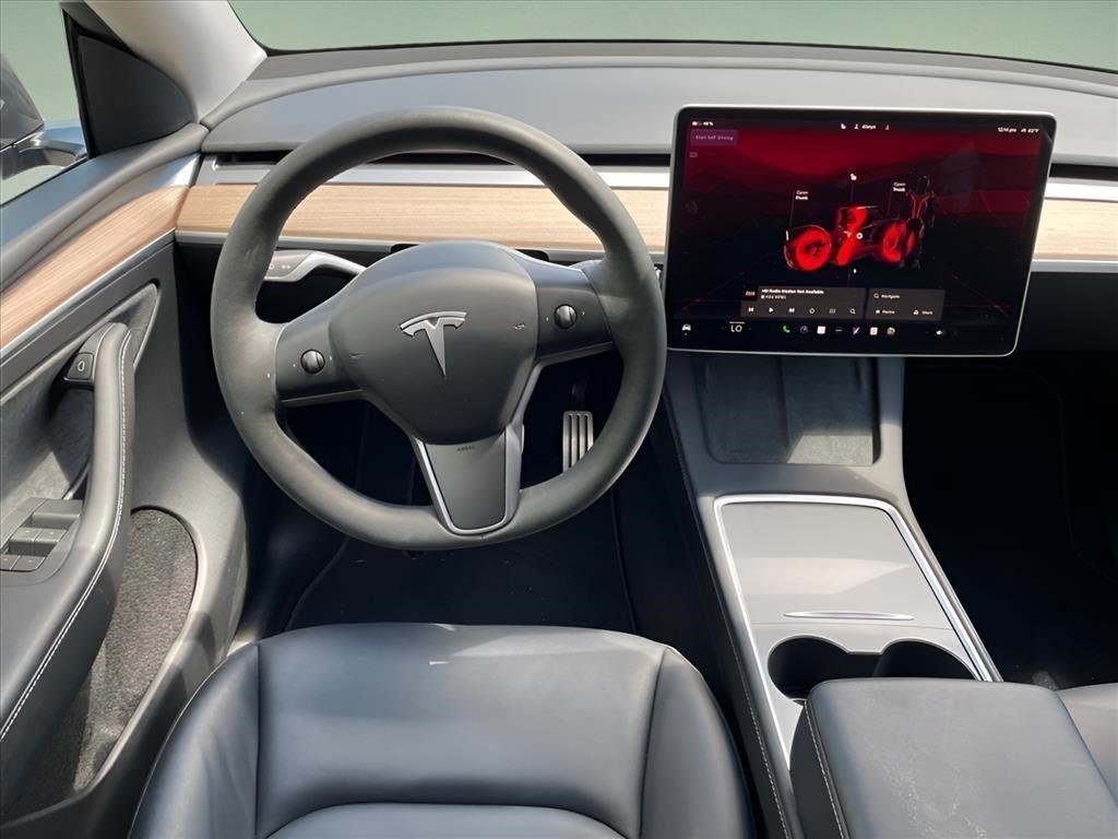 Used 2023  TESLA  image 13