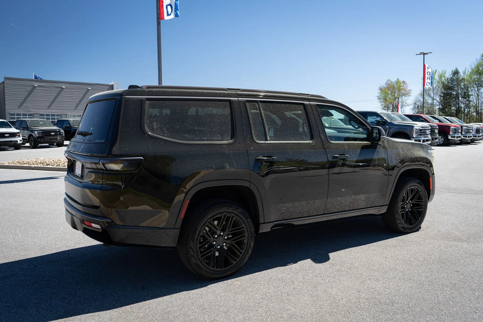New 2026 Black Jeep Limited Reserve image 10