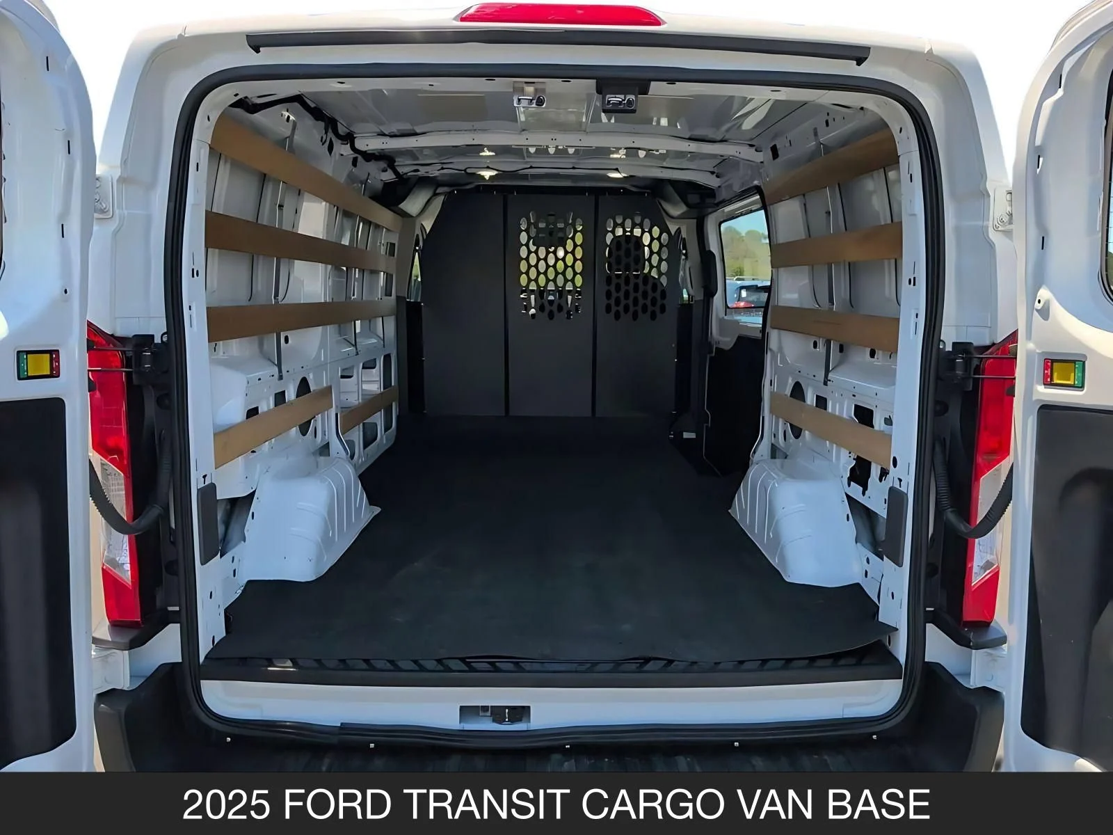 Used 2025 Oxford White Ford Base image 24