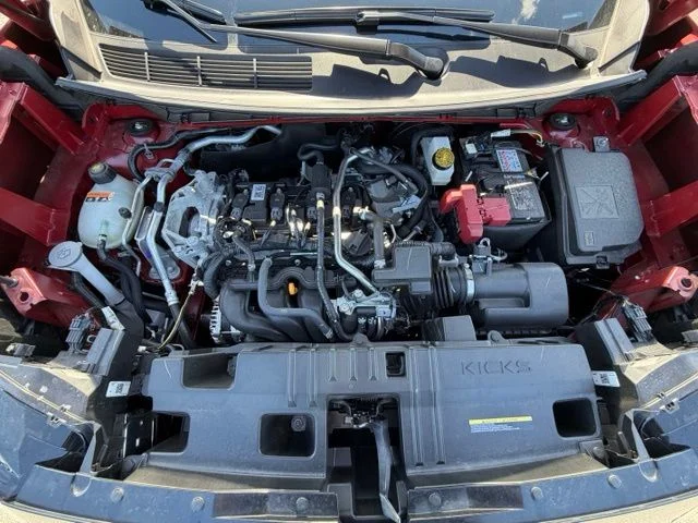 Used 2025 Scarlet Nissan SV image 28