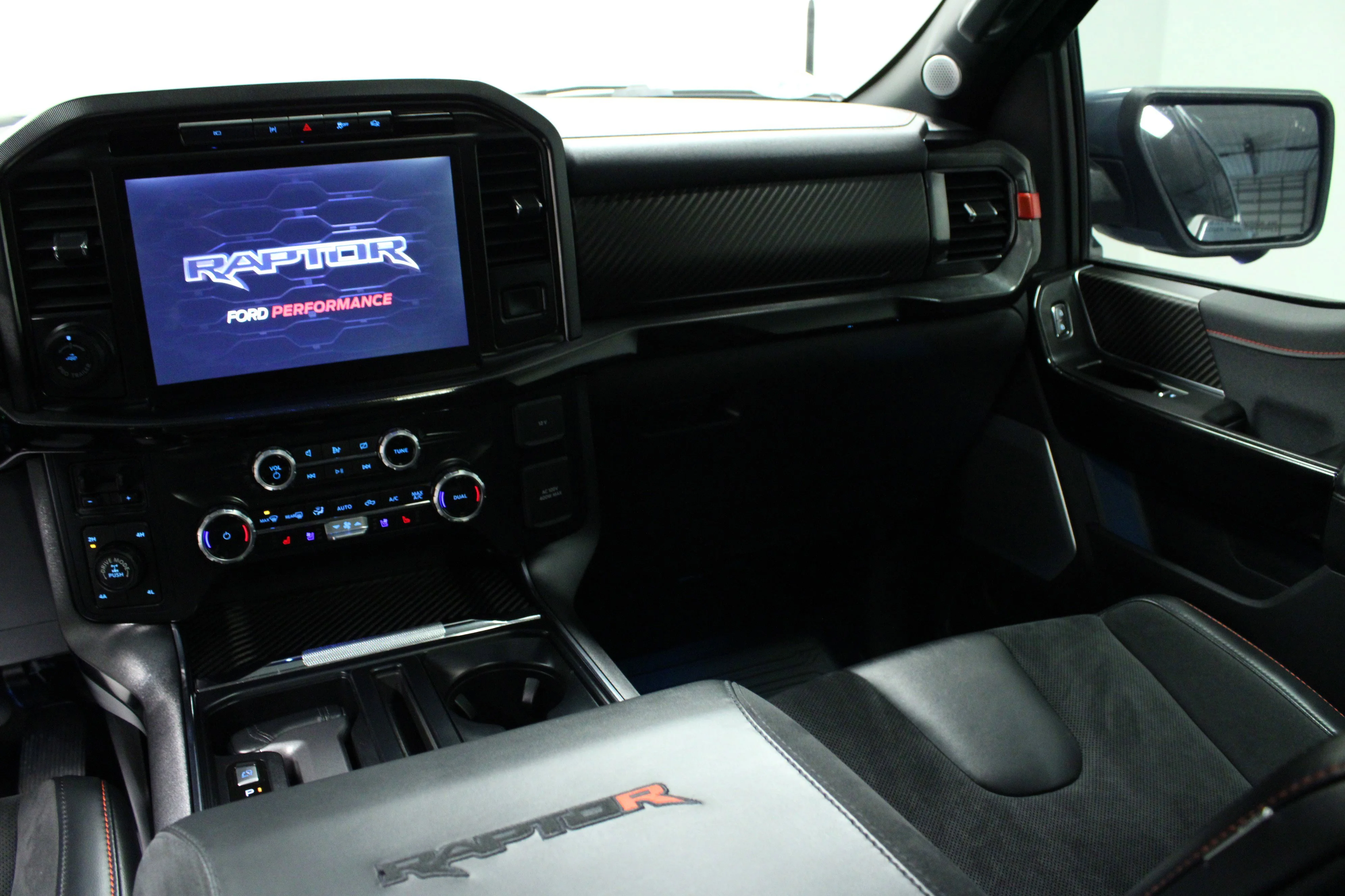 Used 2023 Azure Gray Metallic Ford Raptor image 19