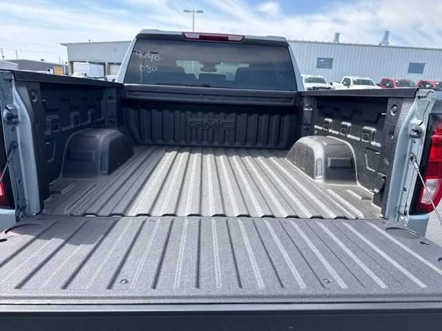 New 2026 Sterling Metallic GMC Elevation image 26