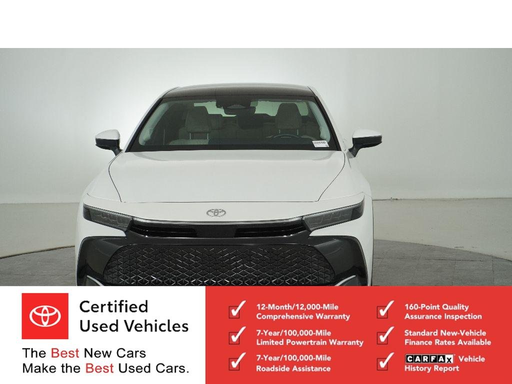 Certified Used 2024 Oxygen White Toyota Limited image 8