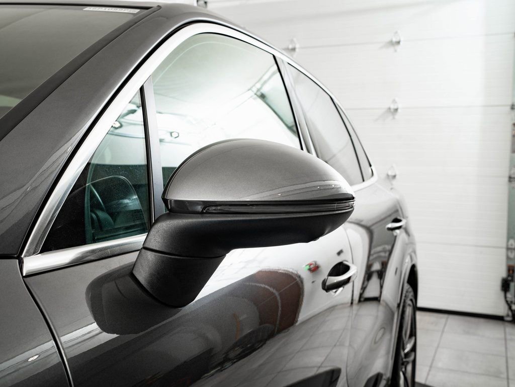 Certified Used 2022 Quartzite Grey Metallic Porsche E-Hybrid image 17
