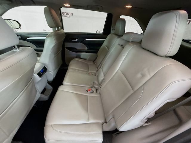 Used 2016 Blue Toyota XLE V6 image 25