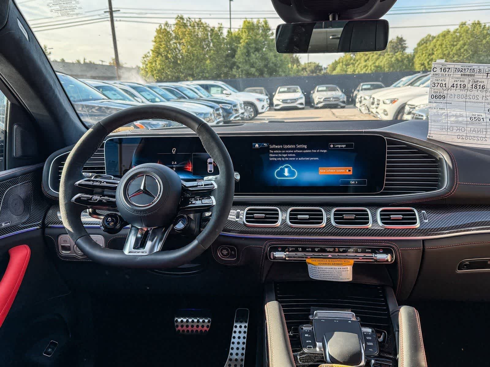 New 2026 MANUFAKTUR Moonlight White Metallic Mercedes-Benz AMG® GLE 63 S image 13