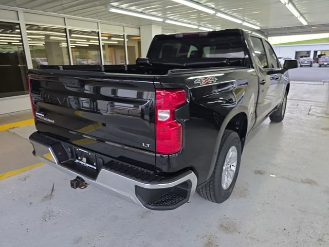 Used 2022 Black Chevrolet LT image 5