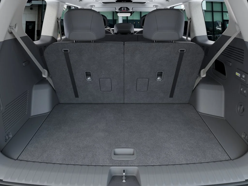 New 2026 Glacial White Pearl Kia Wind AWD image 19