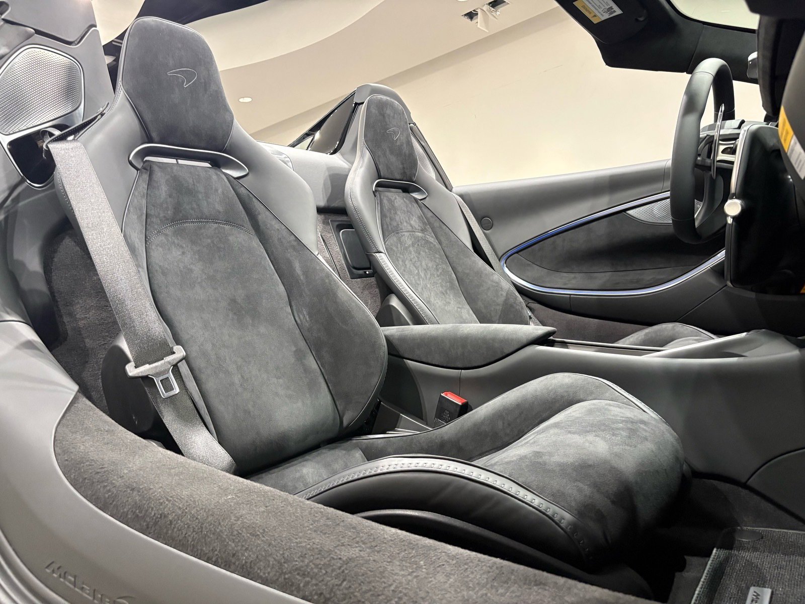 2026 McLaren Artura Performance - Photo 19