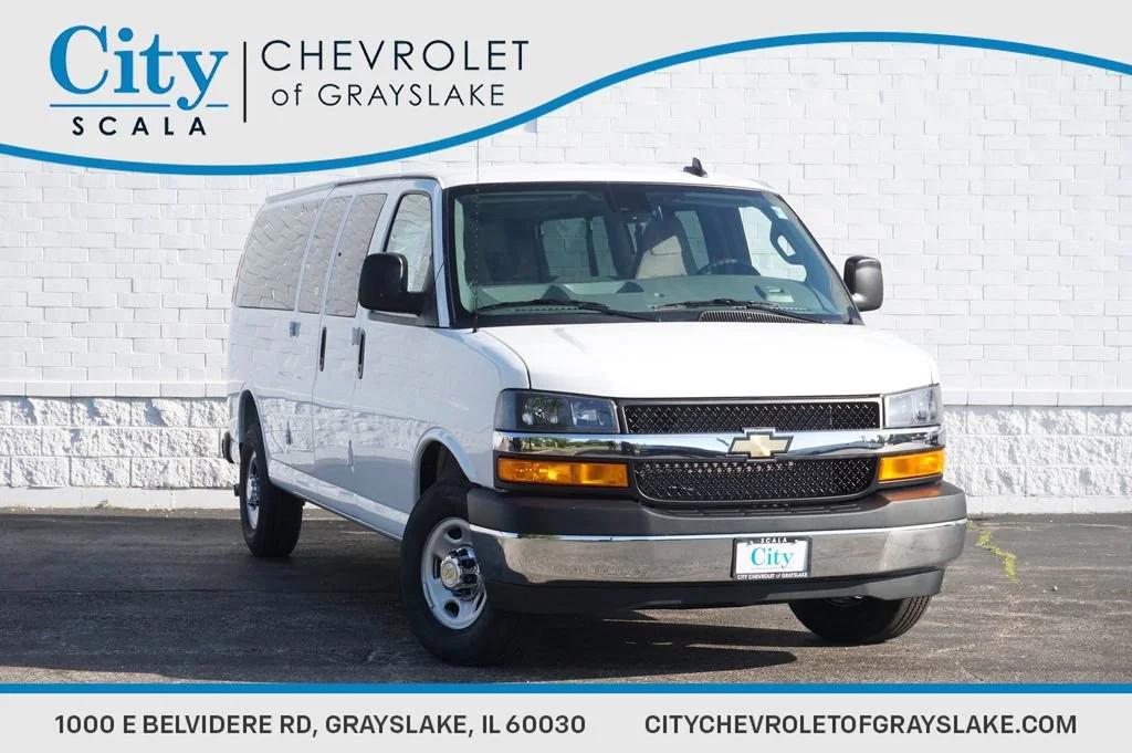 2026 Chevrolet Express 3500 LT Extended's photo