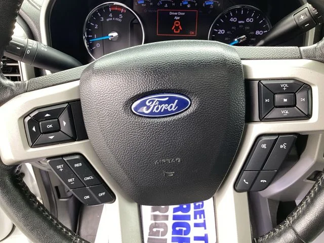 Used 2019 White Ford Lariat image 12