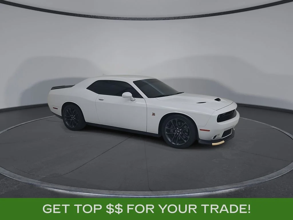 Used 2022 White Dodge R/T Scat Pack image 2