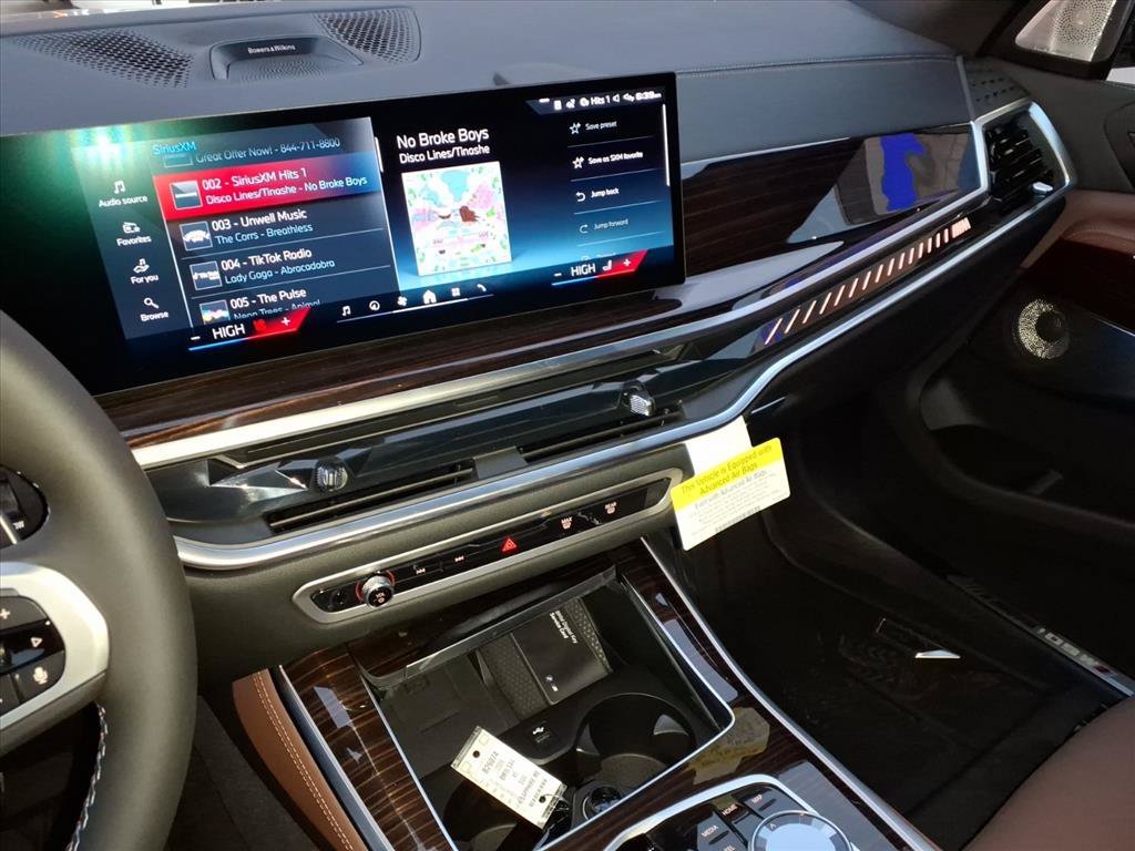 Used 2026 Black Sapphire Metallic BMW M60i image 10