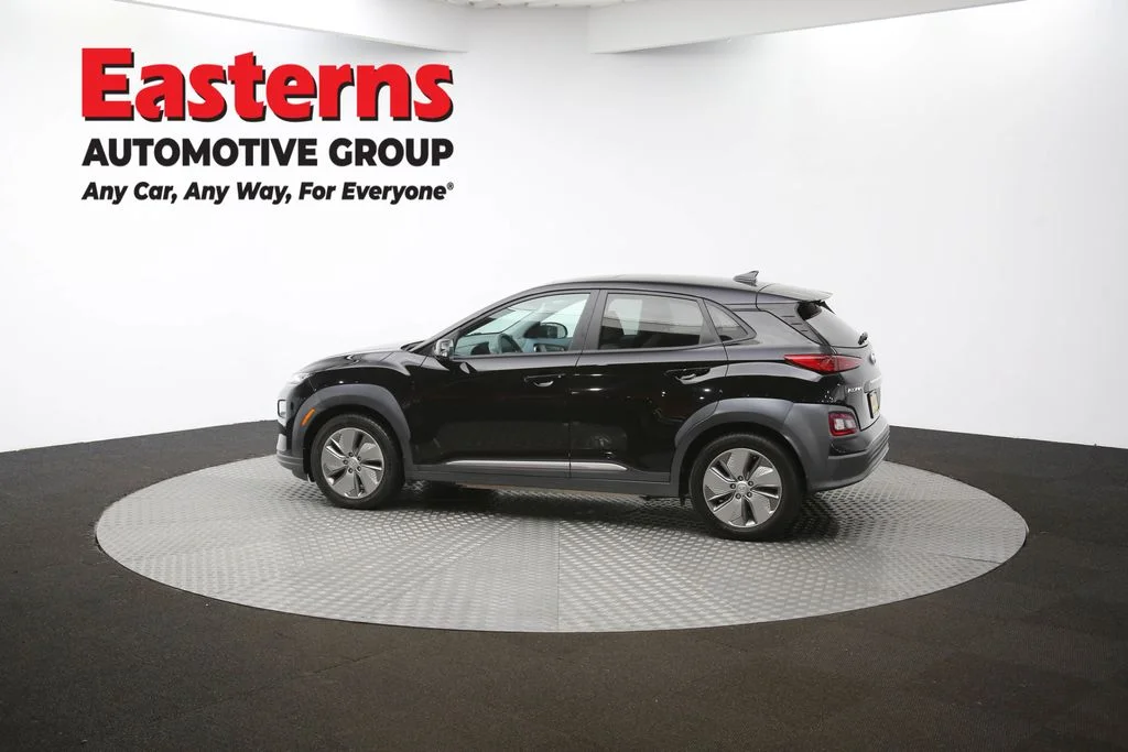 Used 2021 Black Hyundai Ultimate image 60
