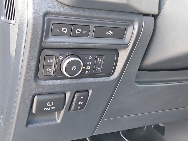 Certified Used 2022 Silver Metallic Ford Lariat image 22