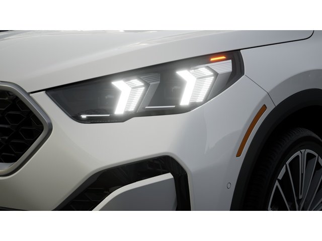 New 2027 Alpine White BMW  image 6