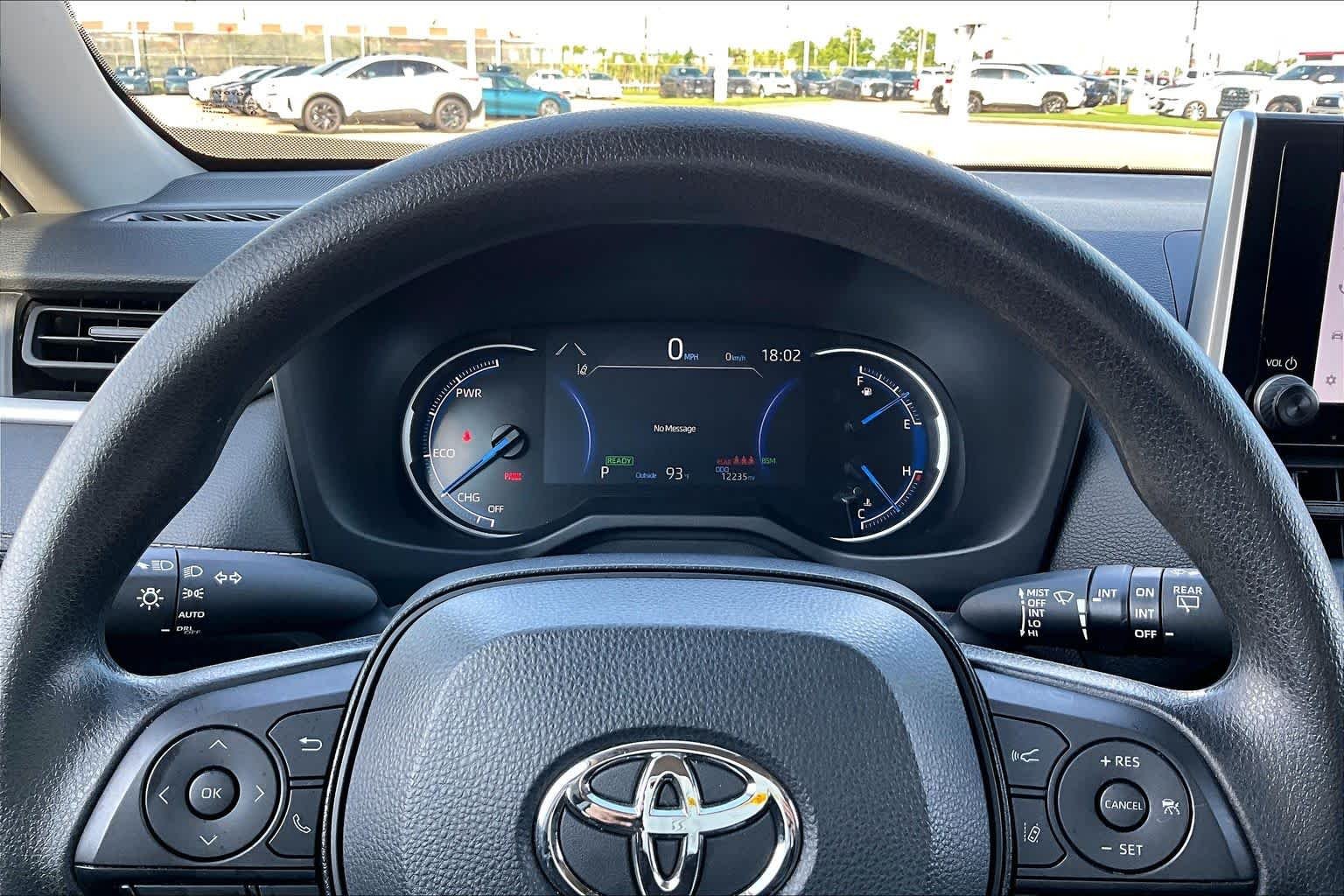 Used 2025 Ice Cap Toyota Hybrid XLE image 25