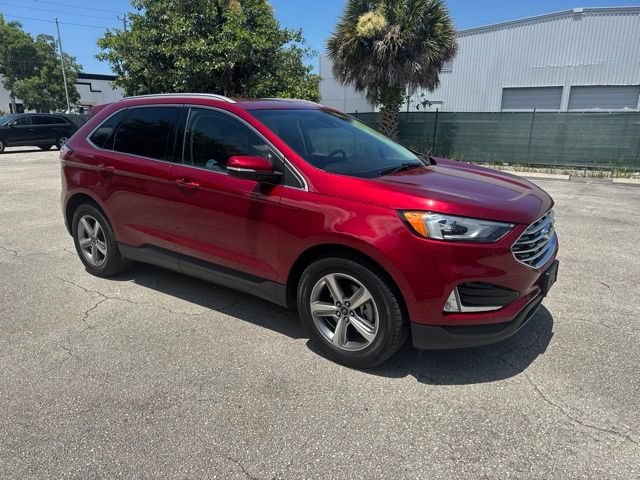 2019 Ford Edge SEL's photo