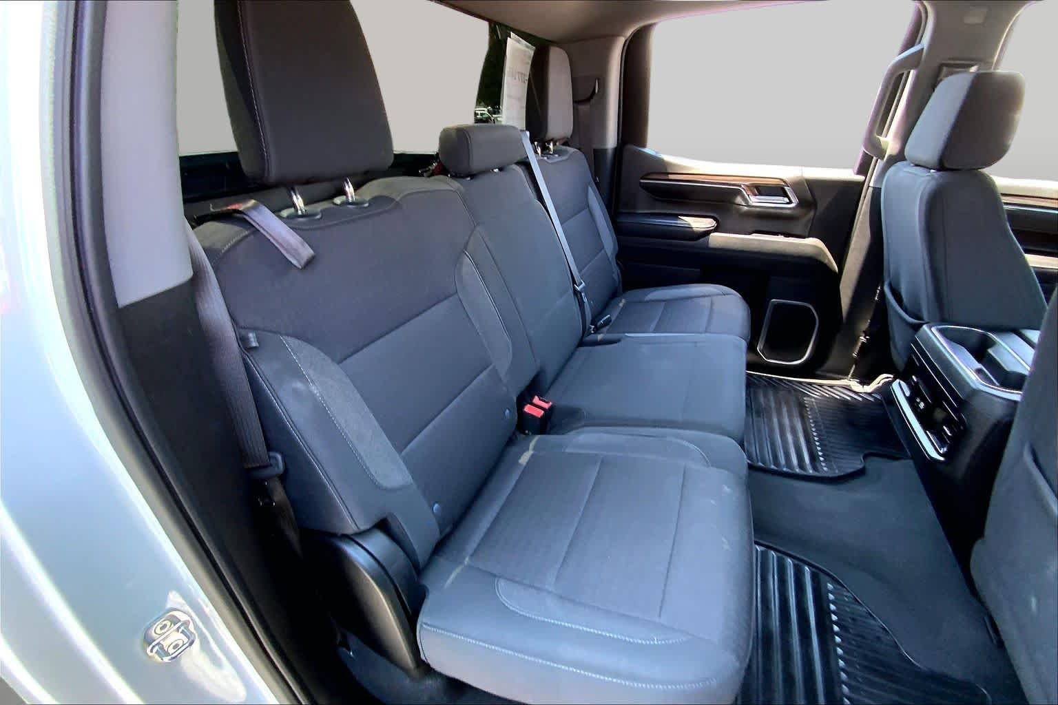 Used 2023 Summit White Chevrolet RST image 17